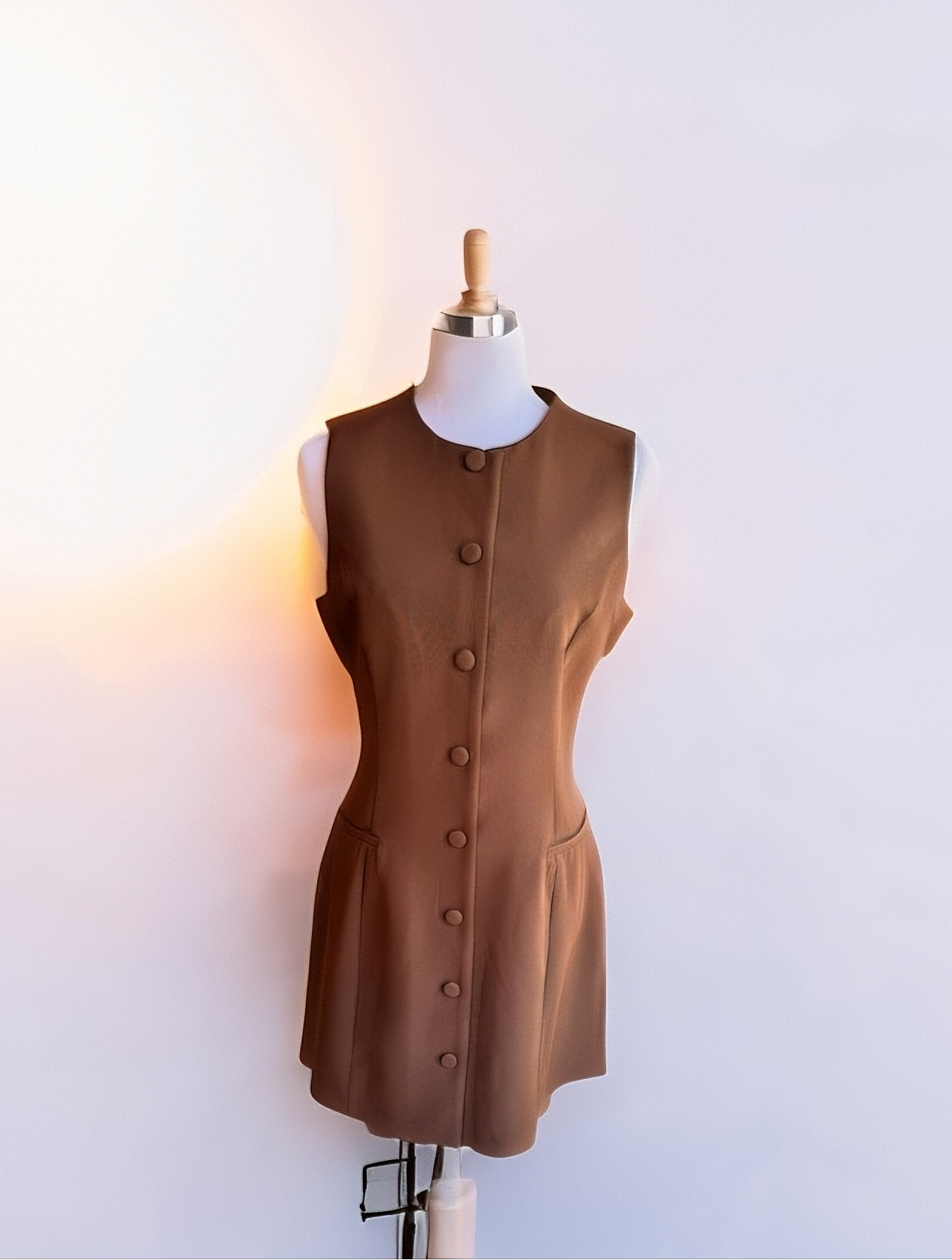 Vestido Clásico cuello redondo con botones