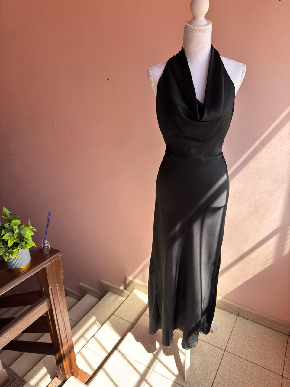 Vestido Satinado Cuello Cowl