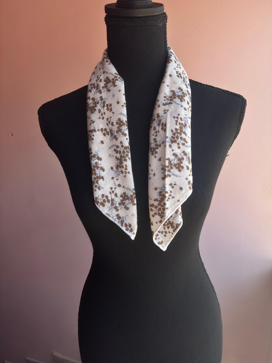 Mascada Flores Cafe con Beige