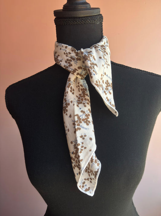 Mascada Flores Cafe con Beige